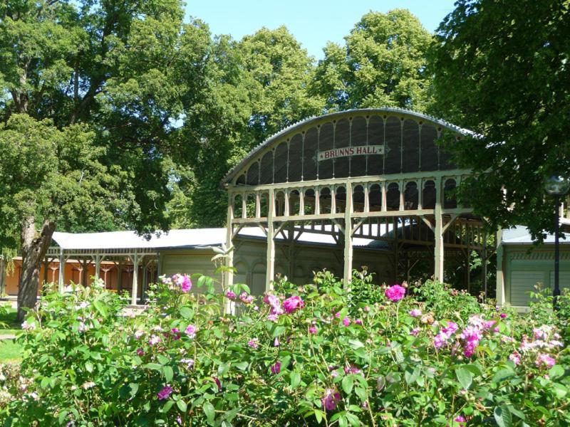 Gjestgiverier Cafe Mandeltartan Villafloraviola