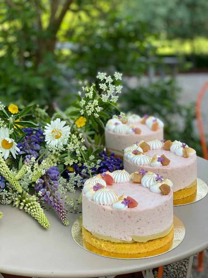 Gjestgiverier Cafe Mandeltartan Villafloraviola 3*